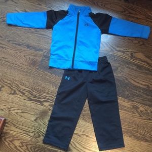 Under Armor Active Set